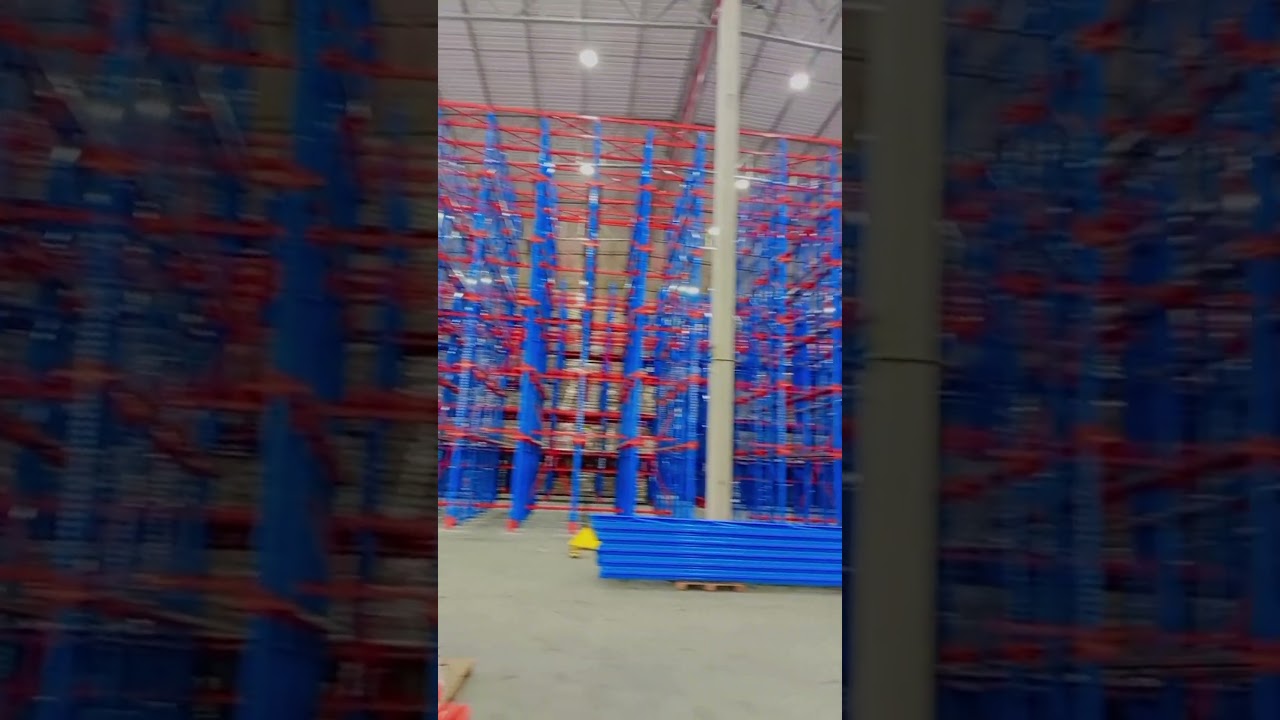 Montagem de porta paletes