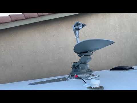 Winegard TRAV'LER DIRECTV SK-SWM3 Satellite Antenna Stow