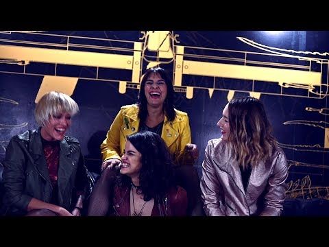 HolyChicks - Túltolás (Official Music Video)