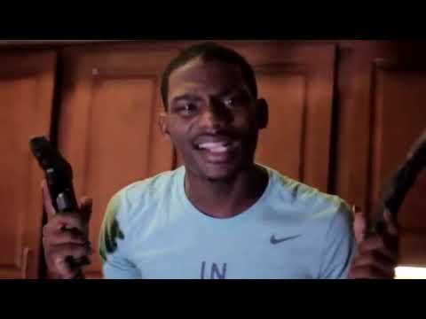 Everyperson dissed in Boss smooth "War/Faneto"