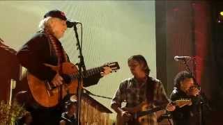 Willie Nelson - Good Hearted Woman (Live at Farm Aid 30)
