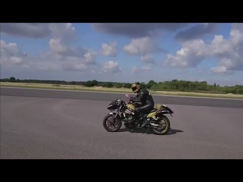 World motorcycle wheelie speed record broken