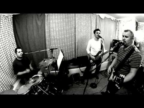High Debility - Lítám