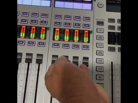 Surface Behringer Wing