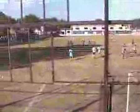 Gol de Inza a Lamadrid