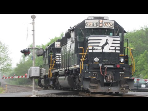 A Fun Morning of Railfanning on the Washington District!