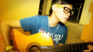 Download lagu Chomel-Adakah Kerna Dia Lirik mp3 Download lagu Chomel-Adakah Kerna Dia Lirik mp3