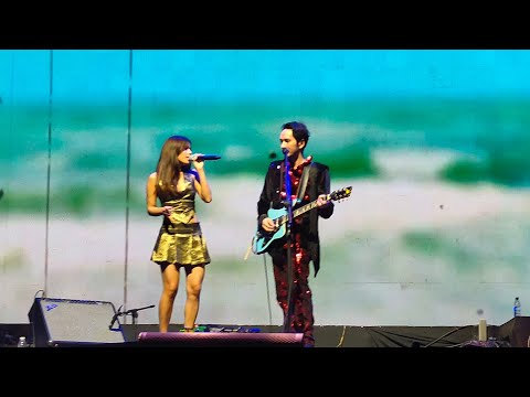 Akala nasa taping: Maris Racal sinorpresa si Rico Blanco sa kanyang concert.