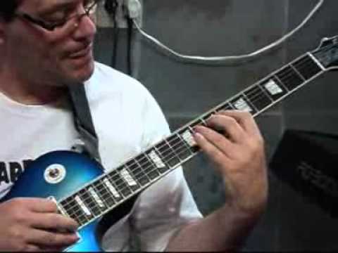 Aula de Guitarra - Arpejo de dó menor com sétima  e b5 ( Cm7b5 ) c/ duplo cromático