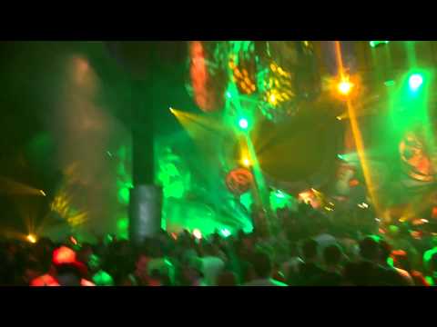 JeBroer ft  Stepherd & Skinto @ Barong Family stage #1 - Tomorrowland 2015