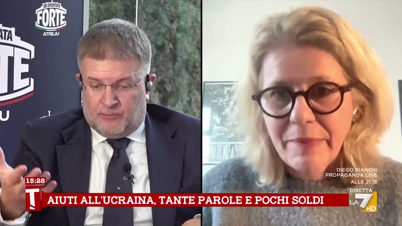 Lite tra Fidanza e Mastrobuoni: "Ci date lezioni di vita! Esca dal suo salotto!". "E' stupido e ...