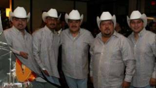 Grupo Pesado - Mil Noches [En Vivo]