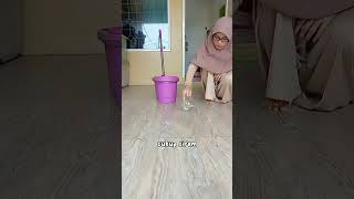 Download lagu YAKIN MENGEPEL LANTAI SUDAH BERSIH DAN SUCI❓|Tips Seputar Rumah #shorts mp3