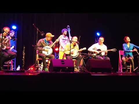 Wyciskacz łez - "Bal na Gnojnej". Warszawskie Combo Taneczne