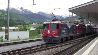 preview picture of video 'RhB Ge4/4II 619 Bernina 100 jahre livery freight train @ Disentis'
