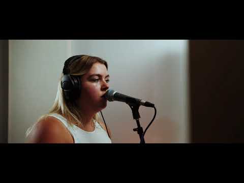 Ella Ross - Toys (Lampshade Session)