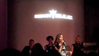 DJ Kitsune presents Shontelle - &quot;Superwoman&quot; (Live)