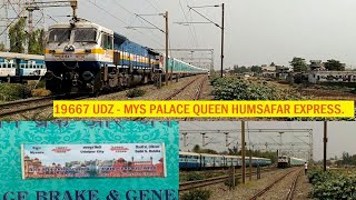 preview picture of video 'Unique Named 19667 'PALACE QUEEN' Humsafar Express Passed in Continuous Po-Po Honks Through Bhilad.'