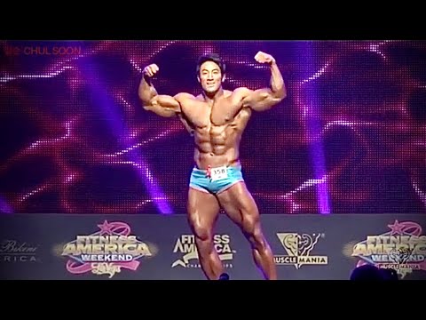 Chul soon at the 16 musclemania || flexing and posing ||