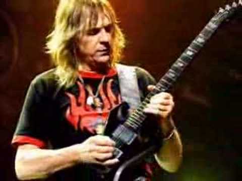 Judas Priest- I'm a Rocker [RISING IN THE EAST- 2005]