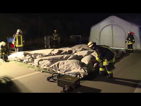 23.11.2014 Busunfall auf der A10 Niederlehme Richtung Dreieck Spreeau