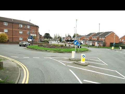 Mastering the Tile Cross Roundabout on Garretts Green Test Route - A Guide to HGV Maneuvering
