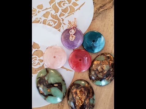 Beebeecraft Package opening. Cheryl St.Pierre of Majestic Wire Artworks