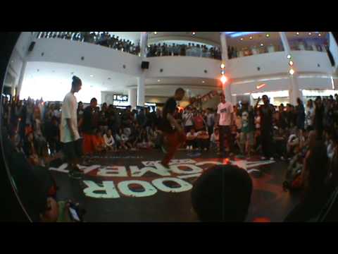 1 Floor Combat 2009 Bboy 3 vs 3 Battle - Day 2 Radikal Force vs Snk Breakers