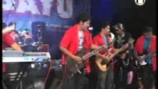 Download lagu Tumbal Lovina AG New Gita bayu Live Balong tambak Kedamean Gresik 2015 mp3