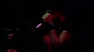 lacrimas profundere-sarah lou live