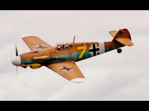 MULTIPLE LARGE SCALE WW2 RC FIGHTERS - LMA RAF ELVINGTON - 2016