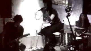 DON'T - 'Mystery' (The Wipers) live @ KurzBar in Mannheim, Germany