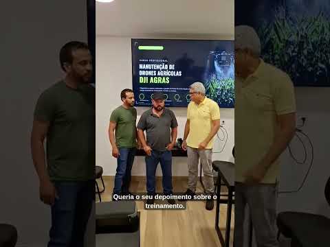 Manutenção  de Drone Agrícola #rioverdegoias #agro #drone #milho #professorviniciusagro