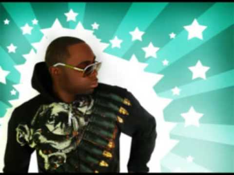 Izza Kizza Feat. Missy Elliott- Walk The Dawg