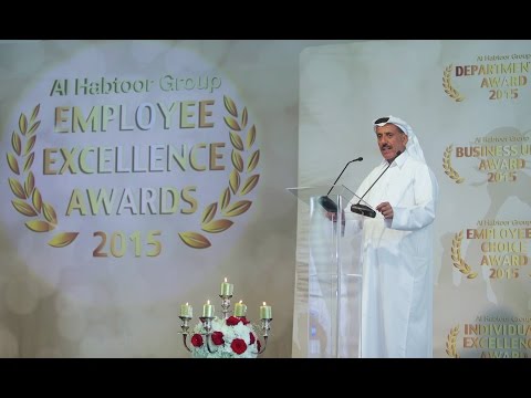 Khalaf Ahmad Al Habtoor address employees at the 2015 Employee Excellence Awards