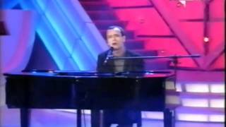Gigi D'Alessio - Tu che ne sai - Sanremo 2001 - HD 1080p