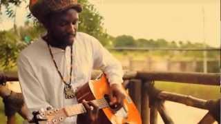 Malkia Official Video Clip by Jhikoman & Afrikabisa band