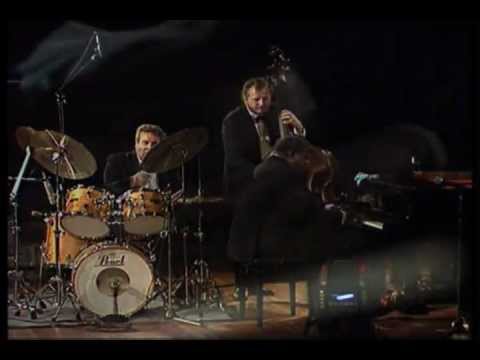 Oscar Peterson Trio - The Berlin Concert - Nigerian Marketplace