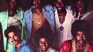 People // Chocolate Milk (High Quality)