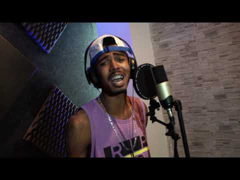 Mc Bic - To de Audi [Web-Clipe Oficial] Prod. DJ Rhuivo.