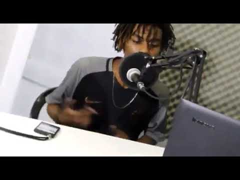 BJZZ (@Jazzaoaquadrado) - CALCINHA DA GUCCI AO VIVO NO PEGA A VISÃO.