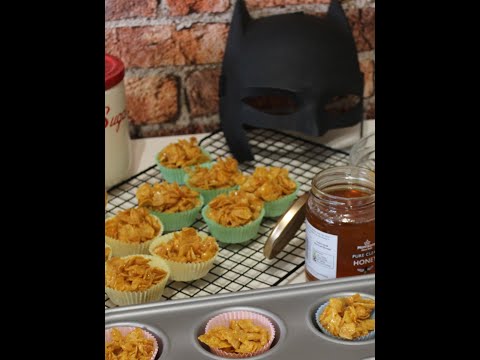 HOW TO MAKE Honey Joys 🦇🐝 ( cornflake cakes ) BATMAN CHEF