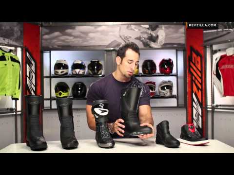 AXO Boot Overview & Sizing Guide at RevZilla.com
