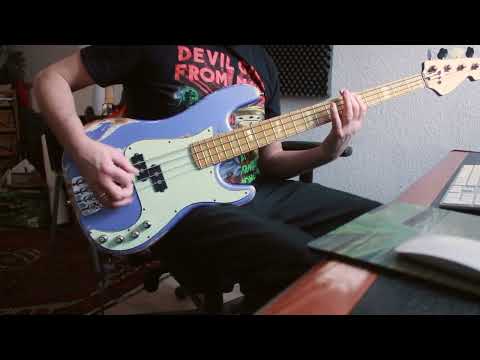 "Holiday" by Turnstile - Bass Cover by Carlos