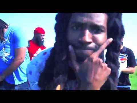 YUNGLILLORD FT. NESSY THE RILLA - BET IT ON ME