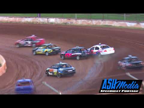 Production Sedans: Harbour City Hustle - Race Highlights (Night 1) - Valvoline Raceway - Mar 2018