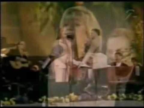 Elaine Paige If you love me Hymne l amour live Stockholm