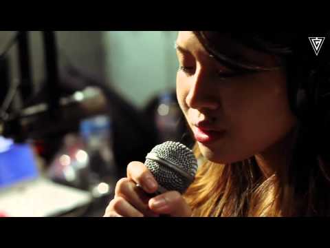 RBTO ft. August Wahh - Hermano (Live@Jam 88.3)