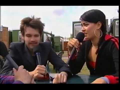 Guillemots - Trains to Brazil live @ Wireless 2008 + interview