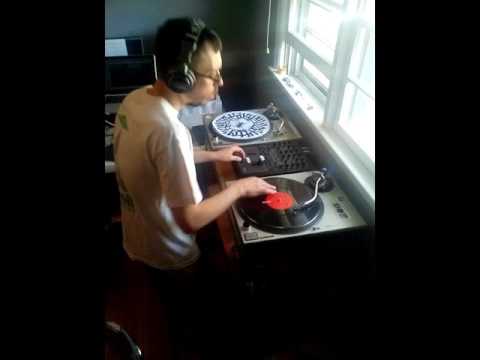 Skratch Society Scratch Dj Battle 2017 - (ZSonic - round 1)